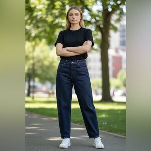 NWT DKNY Barrel Jeans mid rise size 12